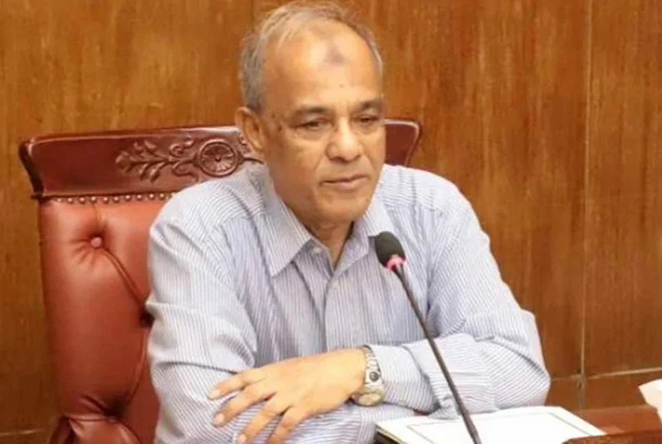 অবৈধ অস্ত্র উদ্ধারে যৌথ বুধবার থেকে অভিযান : স্বরাষ্ট্র উপদেষ্টা