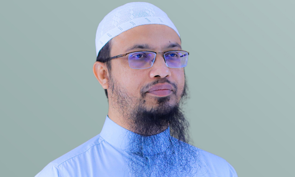 বন্যা তহবিলে আর টাকা না পাঠানোর অনুরোধ শায়খ আহমাদুল্লাহর
