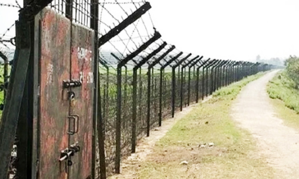 অবৈধ অনুপ্রবেশের দায়ে বিএসএফ সদস্যকে আটক করল বিজিবি