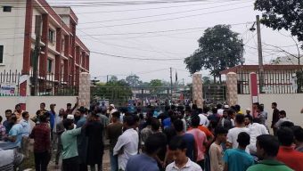 দাবি আদায়ে ‘কমপ্লিট শাটডাউনের’ হুমকি পল্লী বিদ্যুৎ কর্মীদের