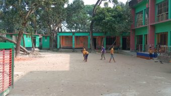 সরকারি জমি অন্যের দখলে  দখলের নেই কোন তৎপরতা,  আঃ রাজ্জাক সরকার,