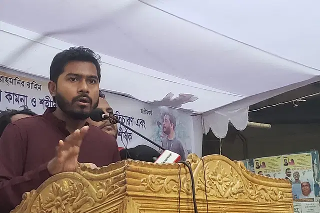 ফ্যাসিবাদের পতন হলেও এখনো স্বস্তির সুযোগ নেই: নুরুল হক