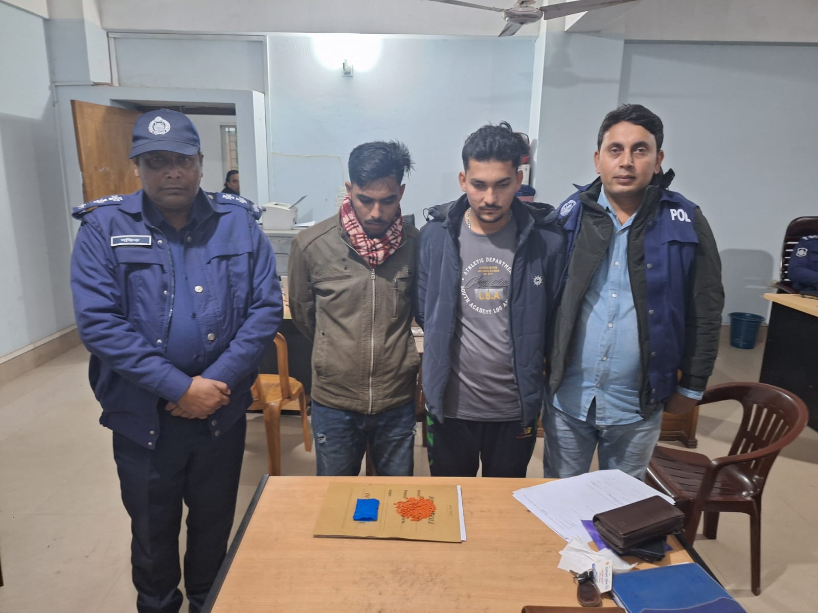 নবীনগর ও কসবায় বিভিন্ন রকমের  মাদকসহ তিন যুবক গ্রেপ্তার