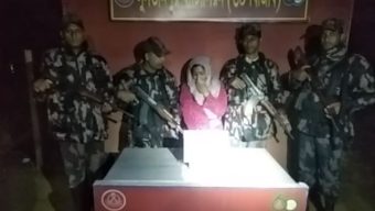 আখাউড়া ঘাগুটিয়া বিজিবির জালে এবার ধরা পড়লো নারি মাদক কারবারি।