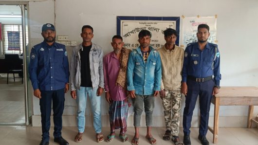 আখাউড়া থানা পুলিশের অভিযানে ৪ জন আটক