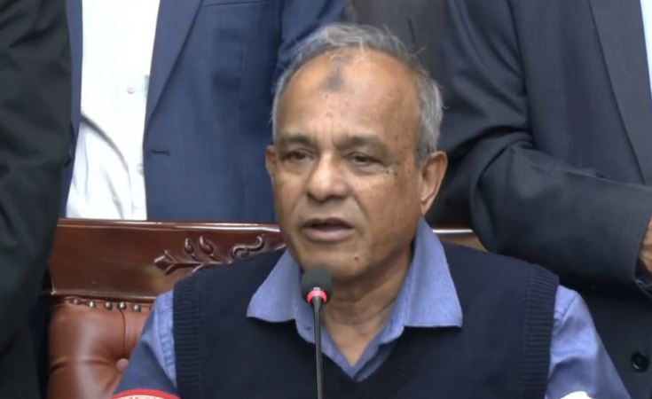 ঢাবি-সাত কলেজ ইস্যু সমাধানের পথ দেখালেন স্বরাষ্ট্র উপদেষ্টা