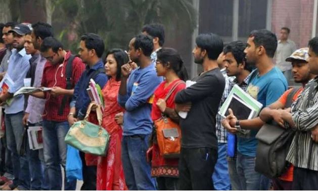 ১৩ বছরে উচ্চশিক্ষিত বেকার বেড়েছে আট গুণ