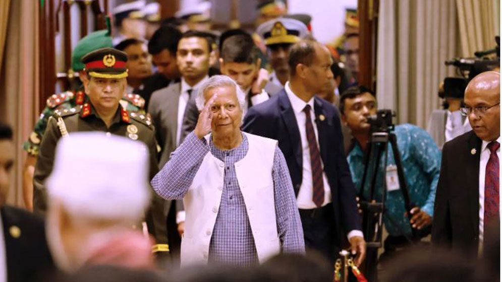 সংকট ষড়যন্ত্র পিছু ছাড়ছে না ইউনূস সরকারের