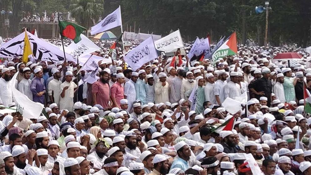 হাসিনার মতো ভুল করবেন না, ড. ইউনূসকে সতর্কবার্তা হেফাজতের