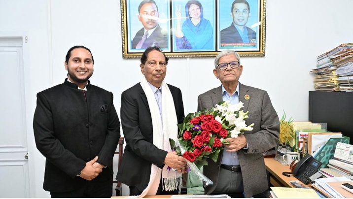 বিএনপিতে যোগ দিলেন অধ্যাপক আবু সাইয়িদ