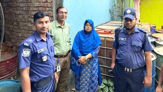 ব্যবসায়ীর বাড়িতে ড্রামে ছিল সাড়ে পাঁচ হাজার লিটার তেল