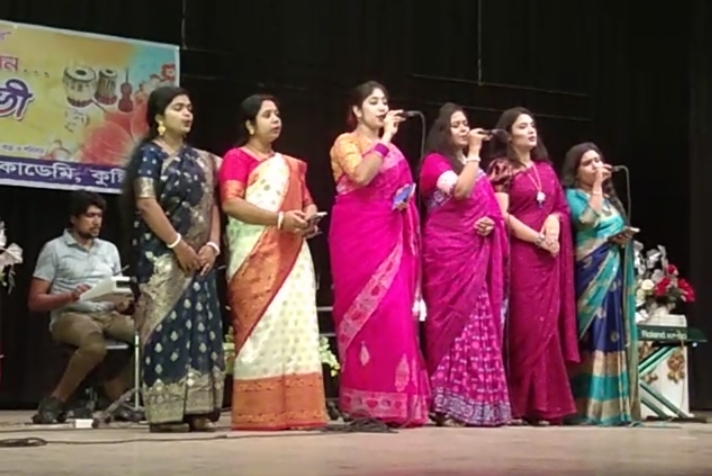 সুন্দরবন ললিত কলা একাডেমির সোনালী দিনের স্বর্ণালী গান রাশিদা খাতুন