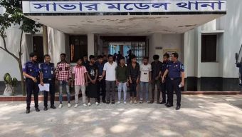 সাভারের বিভিন্ন এলাকায় অভিযান চালিয়ে ছিনতাই ও মাদক ব্যবসায় জড়িত সাতজনকে গ্রেপ্তার করেছে পুলিশ
