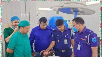 দ্য ডেইলি স্টারের সাংবাদিক আক্কাছ মাহমুদ এর উপর হামলা করেছে দূর্বৃত্তরা