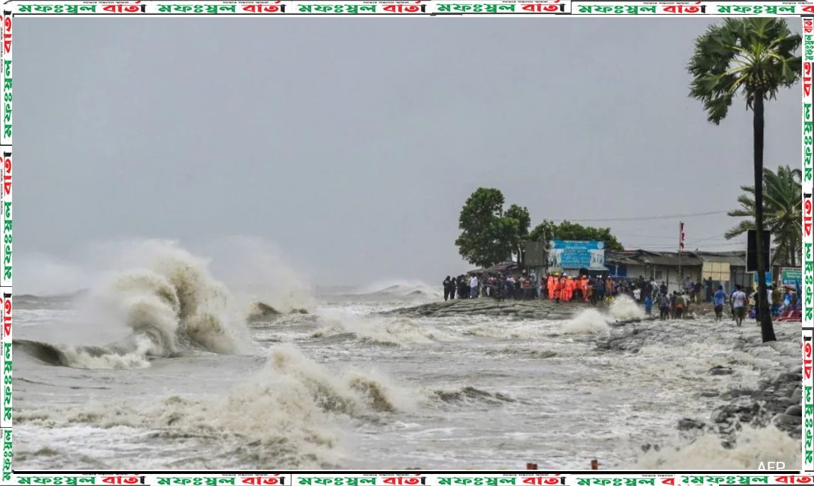 ঝালকাঠিতে ঘূর্ণিঝড় রিমালের তাণ্ডবে শতকোটি টাকার ক্ষতি