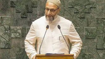 আসাদউদ্দিন ওয়াইসি শপথ শেষে ভারতের সংসদে দাঁড়িয়ে ‘জয় ফিলিস্তিন’ স্লোগান