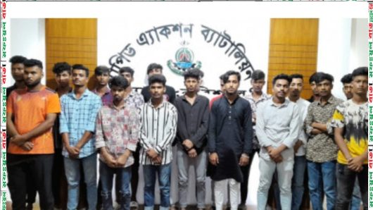 ঝালকাঠিতে পৃথক চার কিশোর গ্যাংয়ের ২০ সদস্য আটক