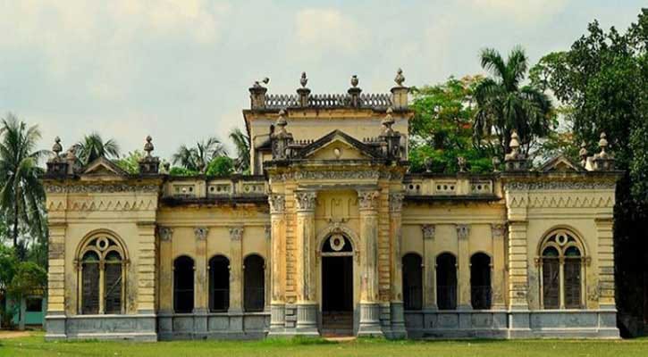 ইতিহাসখ্যাত নাটোরের রানী ভবানীর রাজবাড়ী