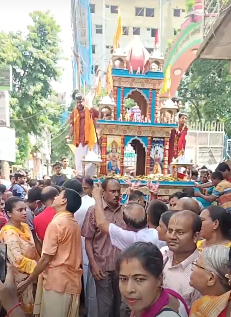 ঘিওরে হিন্দু ধর্মাবলম্বীদের রথ যাত্রা উৎসব