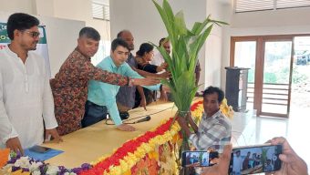 বরগুনায় কৃষি প্রণোদনা ও পুনর্বাসন কর্মসূচির উপকরণ বিতরণ