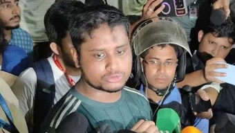 ‘রক্ত মাড়িয়ে কোনো সংলাপ নয়’