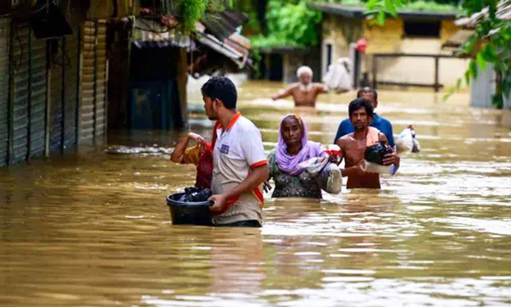 নোয়াখালী-লক্ষ্মীপুরে বন্যা পরিস্থিতির অবনতি, পানিবন্দি ৩০ লাখ মানুষ
