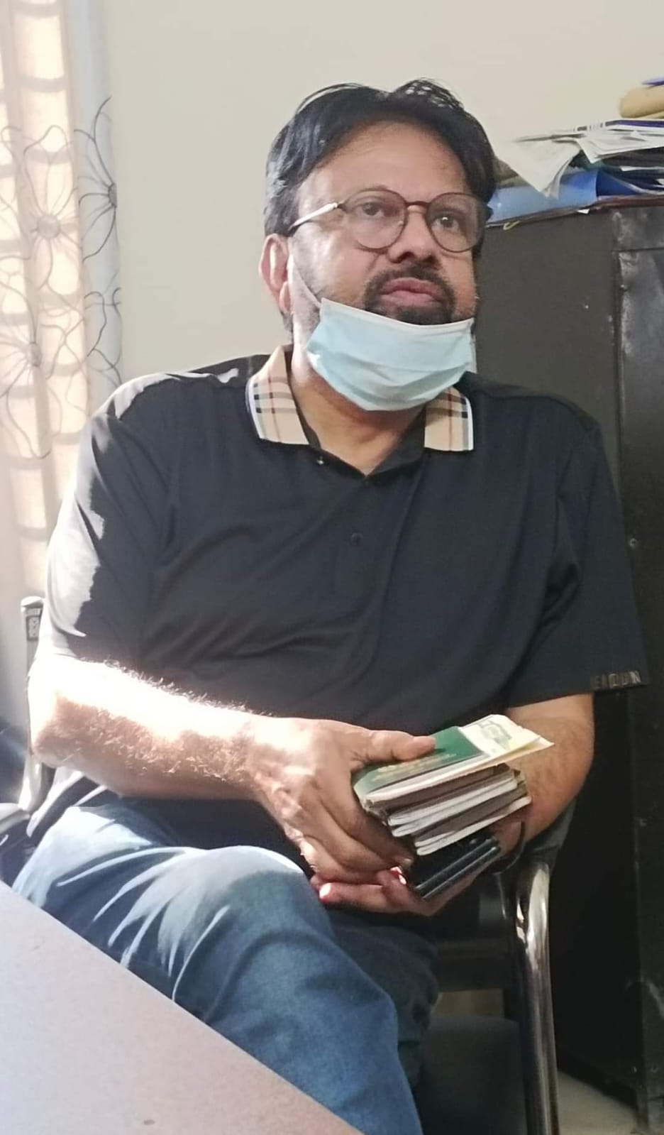 আখাউড়া থেকে ফেরত গেলেন প্রেস সম্পাদক