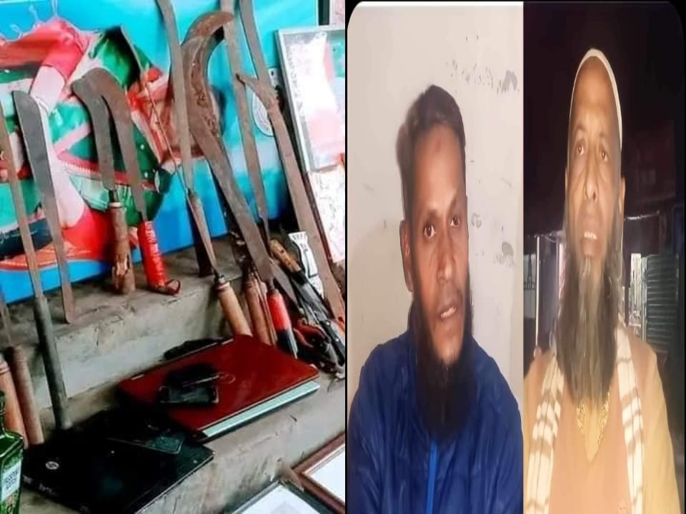 কাঠালিয়া উপজেলার বড় বানাই গ্রামের বাসিন্দা বাবুল তালুকদারকে উপরেসন্ত্রাসীদের হামলা