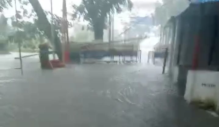 আখাউড়ায় ভারতীয় ঢল তলিয়ে গেছে স্থলবন্দর, ভেঙে গেছে সেতু