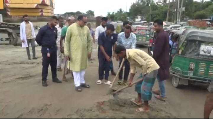 কুমিল্লা-সিলেট মহাসড়কের ব্রাহ্মণবাড়িয়া অংশে সংস্কার কাজ শুরু