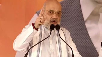 বাংলাদেশি অনুপ্রবেশকারীদের উল্টো ঝুলিয়ে রাখার হুমকি অমিত শাহ’র