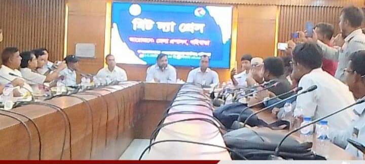 গাইবান্ধা নবাগত জেলা প্রশাসকের সঙ্গে সাংবাদিকদের পরিচিতি সভা