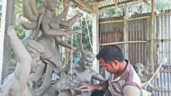 গাইবান্ধায় ৫৬৩ মণ্ডপে দুর্গাপূজার প্রস্তুতি