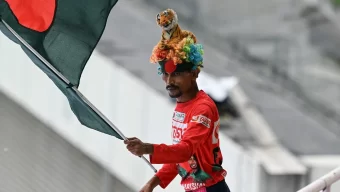 ভারতীয়দের বিরুদ্ধে ‘টাইগার রবি’কে মারধরের অভিযোগ