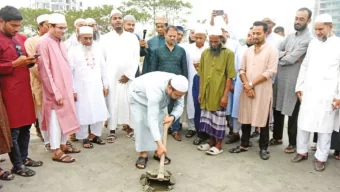 বসুন্ধরা আবাসিক এলাকায় বাইতুর রহমান জামে মসজিদের নির্মাণকাজ উদ্বোধন