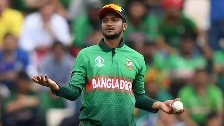 যে গাছে আম বেশি সে গাছে  ইটও বেশি পড়ে- সাকিব