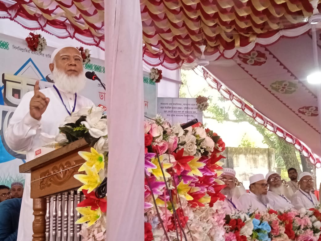 আওয়ামী লীগ থেকে সাবধান, তারা একেক সময় একক রূপে আসছে