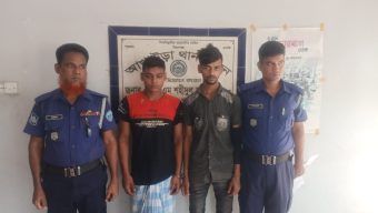 আখাউড়া থানা পুলিশের মাদকবিরোধী অভিযানে গ্রেফতারি পরোয়ানা ও ১০০ পিস ইয়াবা সহ গ্রেফতার ২