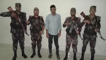 মৌলভীবাজার সীমান্তে ইয়াবাসহ যুবলীগ নেতা আটক