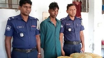 কলাপাড়ায় মাদকদ্রব্যসহ গ্রেফতার ১