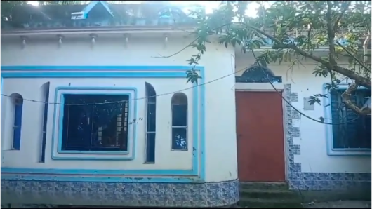 কচুয়ায় প্রবাসীর বাড়িতে হামলা-ভাংচুরের অভিযোগ