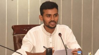 জোড়াতালি দিয়ে চলছে বিসিবি