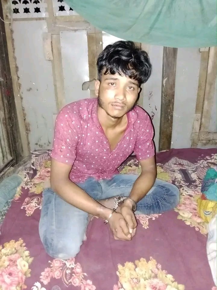 বরিশাল জেলার হিজলা উপজেলার ধুলখোলা ইউনিয়নে অন্তঃস্বত্ত্বা স্ত্রীকে হত্যা করলো স্বামী,
