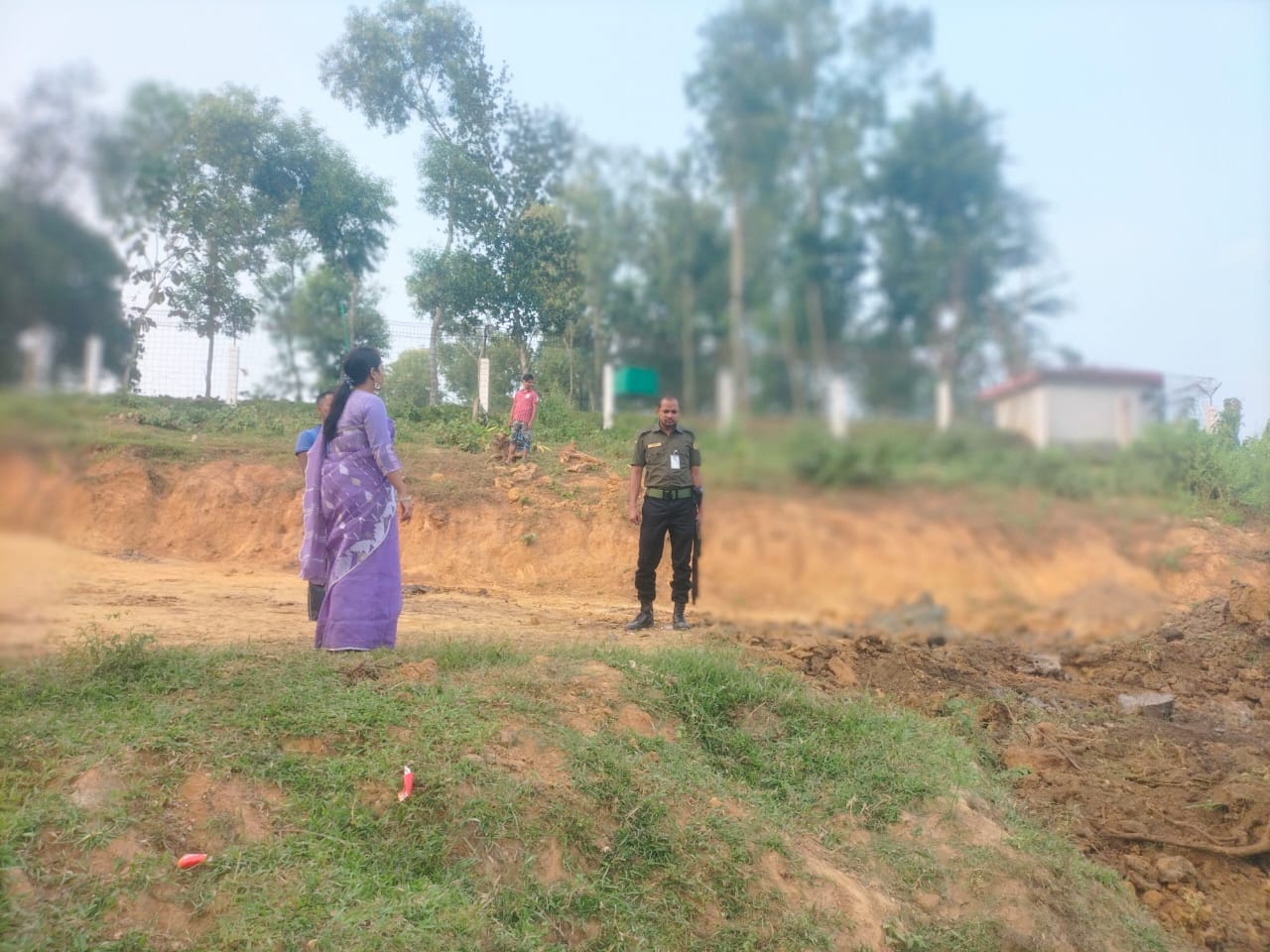 আখাউড়ায় কৃষি জমির মাটি বিক্রি জরিমানা গুনলেন অভিযুক্ত