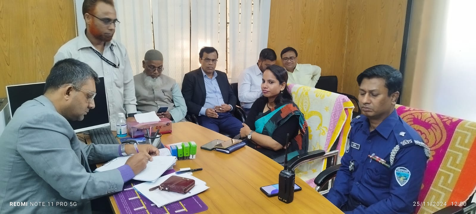 আখাউড়া লক্ষ্যমাত্রার বেশি জরায়ু  টিকা নিলো কিশোরীরা