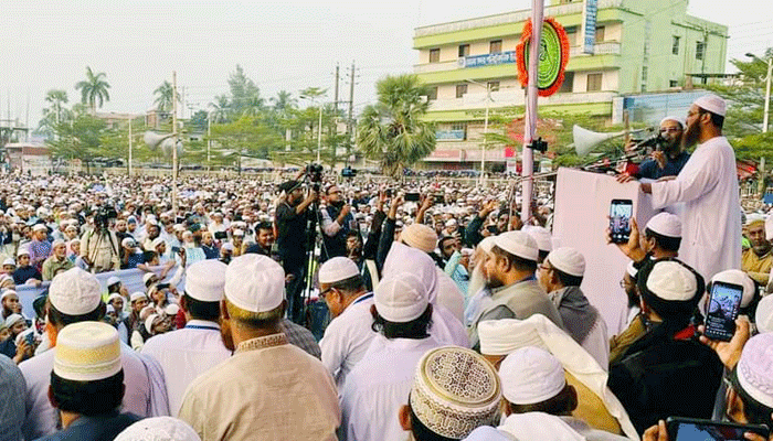 গণঅভ্যুত্থানে ব্যক্তি পরিবর্তন হয়েছে, বন্ধ হয়নি চাঁদাবাজি