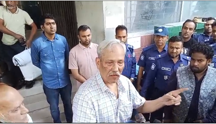 ঝালকাঠি-১ আসনের সাবেক এমপি শাহজাহান ওমর গ্রেপ্তার, গাড়ি ও বাড়ি ভাঙ্গচুর