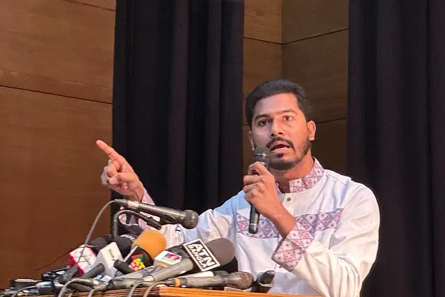 জাতীয় সরকার ছাড়া এ সরকার ৬ মাসও টিকবে না: নুরুল হক