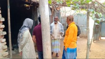আখাউড়ায় ক্যন্সার আক্রান্ত পারভীনের পাশে হিলফুল ফুজুল যুব সংঘ