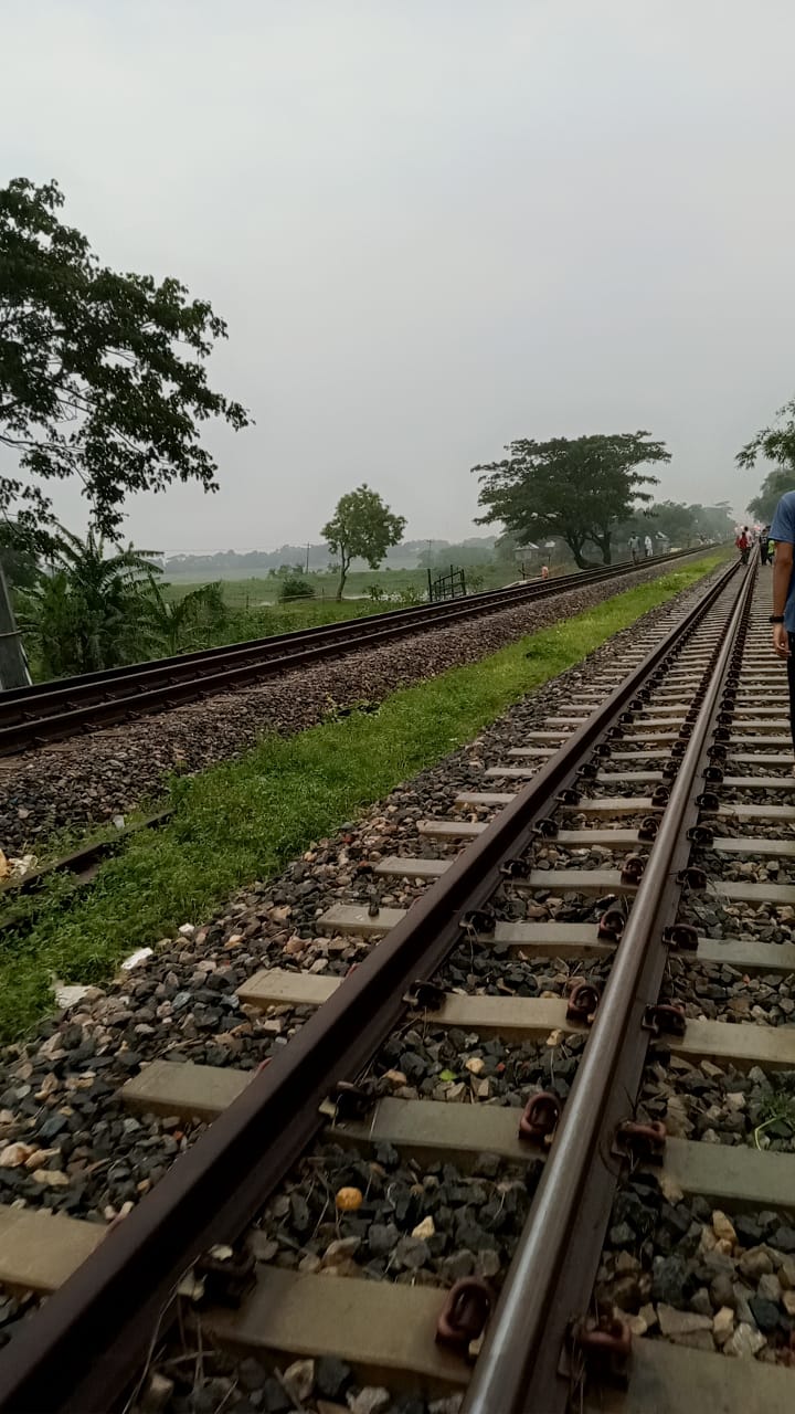 ঢাকা-চট্টগ্রাম রেলপথ পদ্ধতির বদলে বাড়বে গতি, কমবে সময়